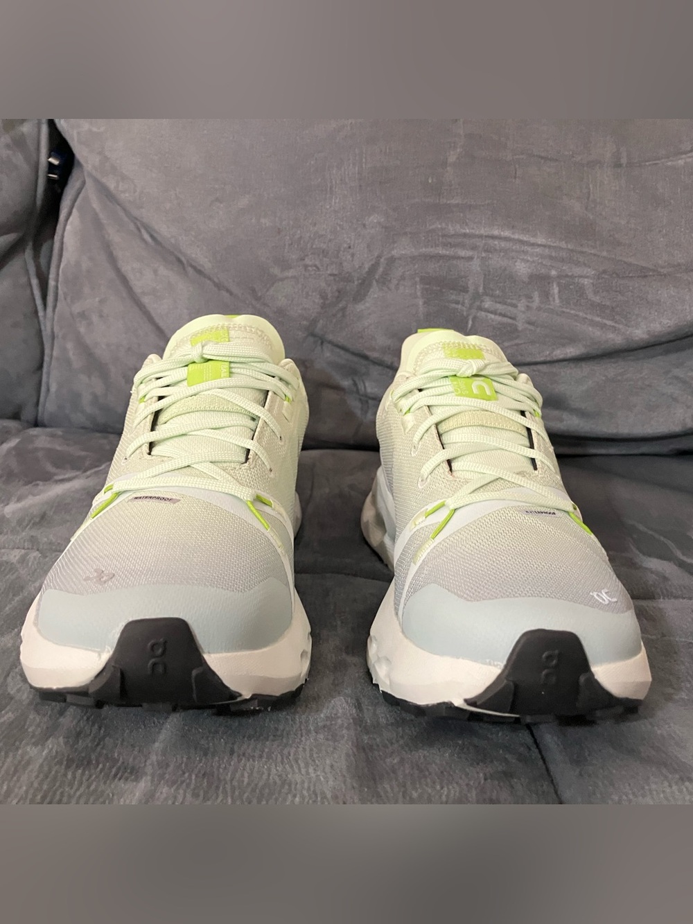 ON Running Cloudsurfer Trail Waterproof Women’s 6.5 Shoes Lime/Mineral WP - Picture 2 of 6